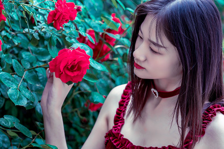 青啤优活饮用水官宣张艺兴为品牌代言人    “艺”起优活，焕“兴”出发